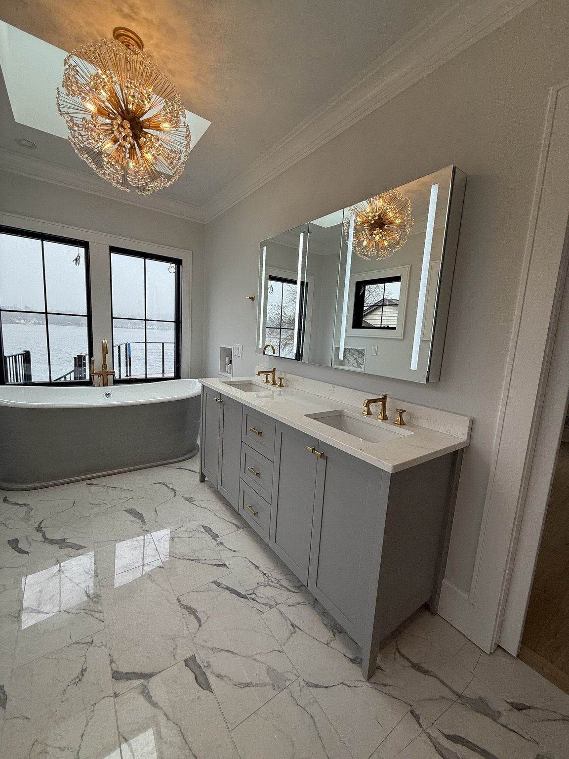 Bathroom_Optimized 3